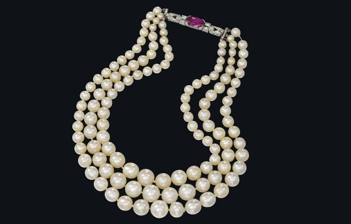 Collana di perle naturali. Venduta a 1,6 milioni di dollari