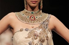 Vidhi Chaudhary’s take on the Indian bride for Khurana Jewellery House