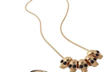 Multi Skull Necklace 1299€ Gold Skull Ring 4