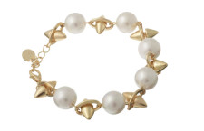 Pearl Spike Bracelet 599€