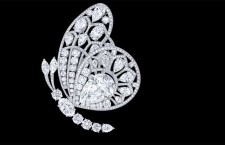 farfalla con incastonato il Letseng Star da 550 carati
