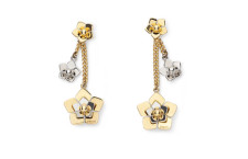 BLOSSOM PENDANT EARRINGS Earring in gold and palladium finishing with double flower embelishment. Made in Italy. Product code 8AG316 B08 K3R 350.00