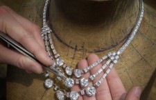 job Reproduction of the 1953 three strands diamond necklace