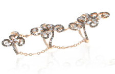 Casato, collezione Daphne: anello multiplo in oro rosa con diamanti bianchi e champagne