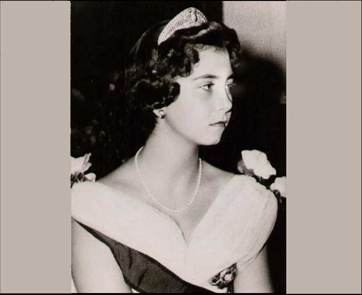 La regina Sofia con la tiara