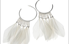 CLAIRES White Feather Earrings 9