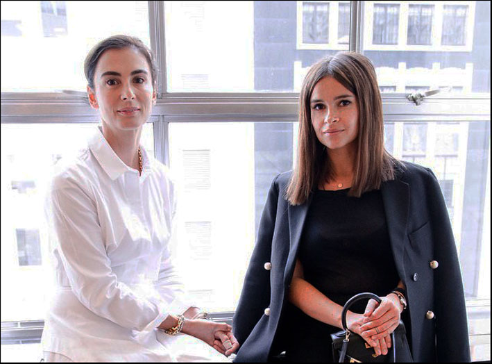 Francesca Amfitheatrof (a sinistra) con Miroslava Duma, direttore di Harpers Bazaar Russia