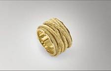 Marco Bicego, anello con nove fili d’oro a 18 carati ritorti e tessuti a mano
