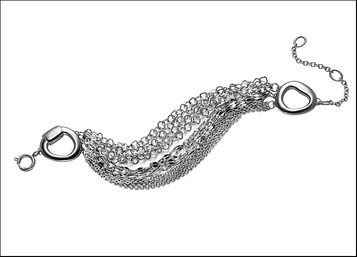 Breil Skyfall, bracciale in acciaio lucido con catene di diverso stile e chiusura a moschettone. Prezzo: 71 euro