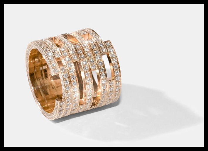 Collezione II, anello in oro rosa e full pavé di diamanti. Prezzo: 14 mila euro