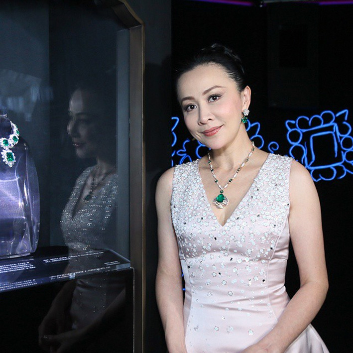 L'attrice cinese Carina Lau all'inaugurazione della mostra di Shanghai