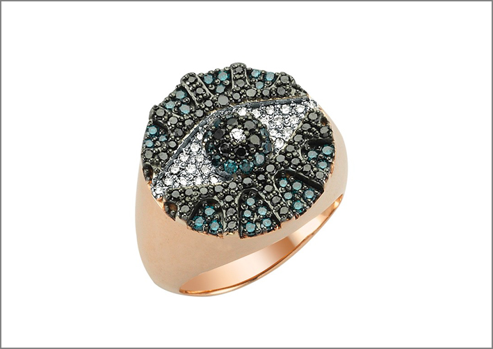 Bee Goddess, anello in oro rosa con diamanti bianchi, blu e neri