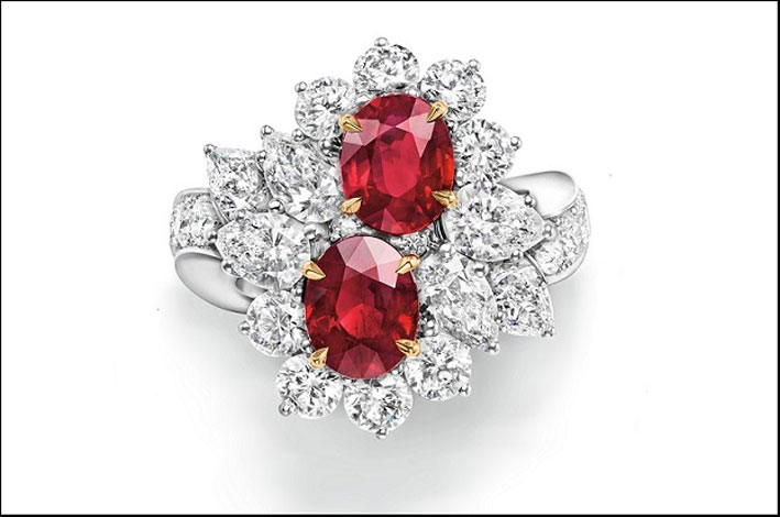 Harry Winston, anello con rubini e diamanti