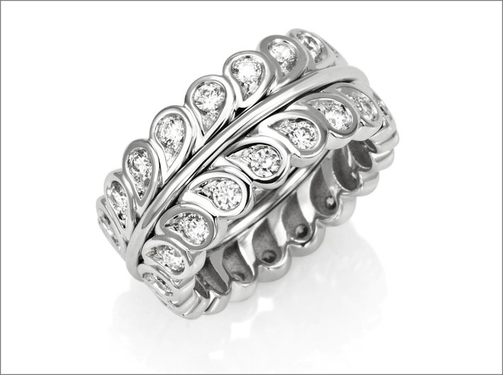I Segreti di Mu: anello in oro bianco con diamanti