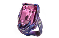 Anello Purple Wrap con topazio rosa e diamanti su titanio
