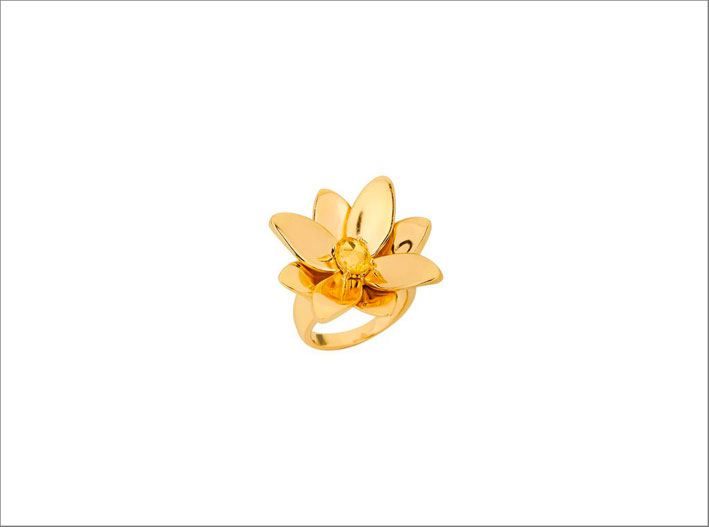 Anello Blossom in oro giallo