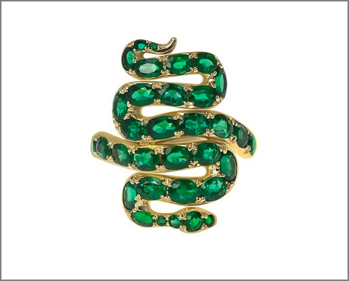 Anello serpente con smeraldi su oro