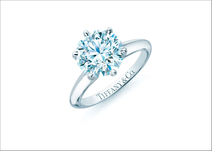 Anello di fidanzamento Tiffany Setting in platino e diamanti di Tiffany & Co. Prezzo su richiesta
