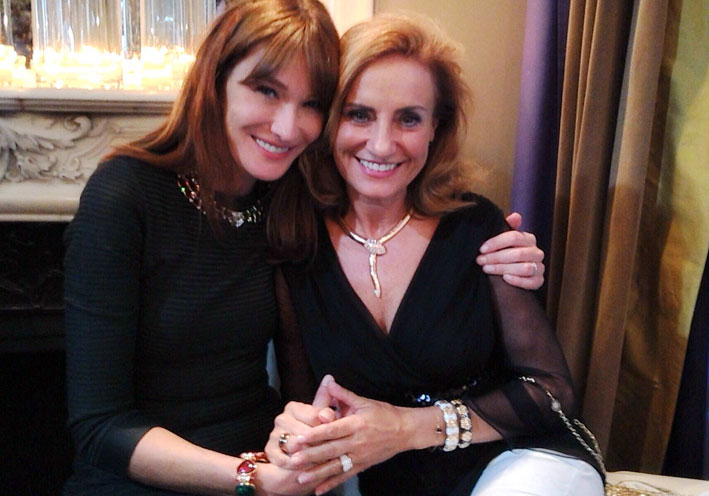 Lucia Silvestri (a destra) con Carla Bruni