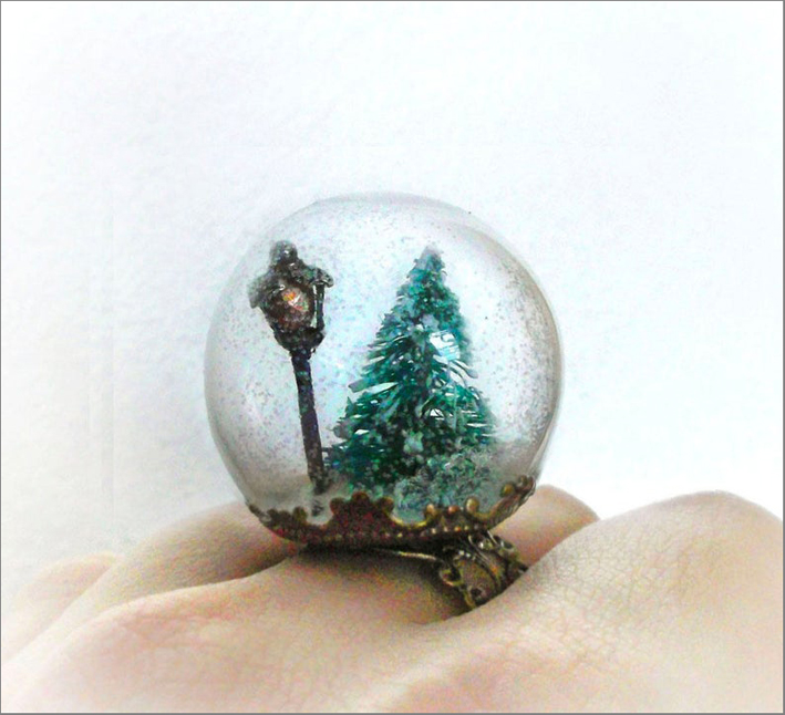 Neve, abete: anello per la stagione fredda