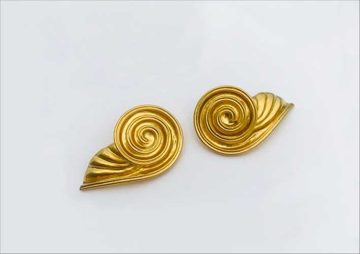 Orecchini Spiral Wing in oro 22 carati