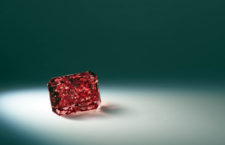 Diamante Argyle Everglow, 2.11 carati, radiant shaped, Fancy Red diamond