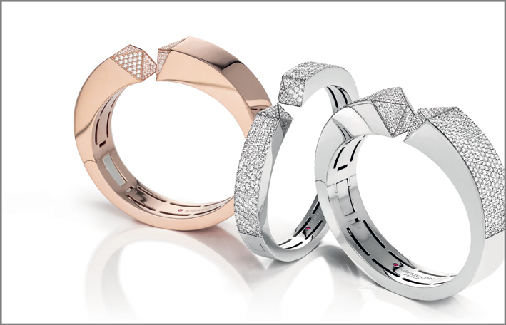 Rose and white gold cuffs with diamonds