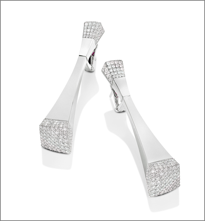 - White gold earrings with diamonds