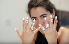 Nadine Ghosn con i suoi anelli
