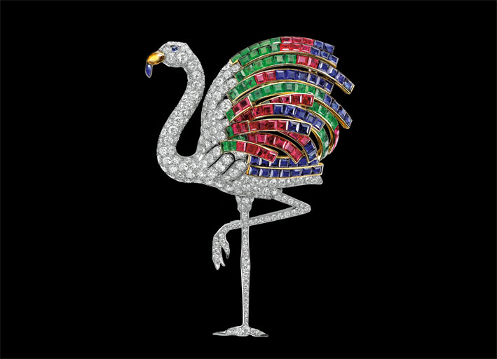 Spilla Flamingo di Cartier, collezione Nils Herrmann. Platino, oro, diamanti, smeraldi, zaffiri, rubini, citrini