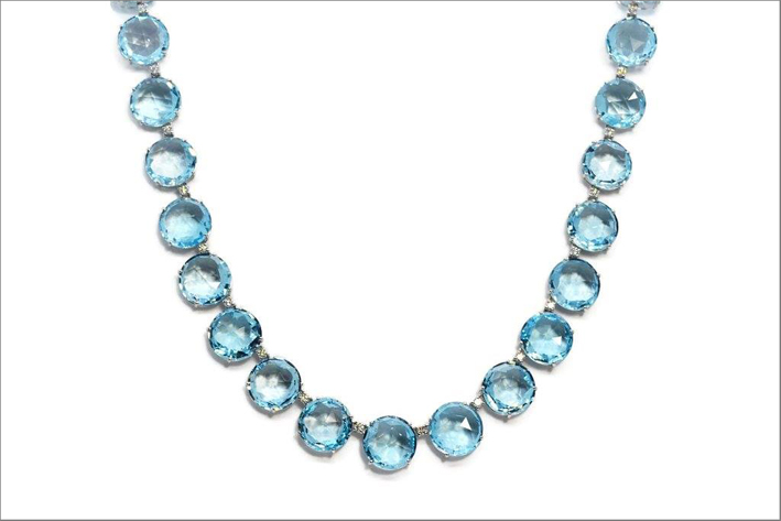 Collana Lilies con topazio blu e diamanti su oro bianco