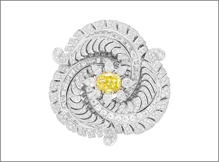 Van Cleef & Arpels, clip con diamante giallo