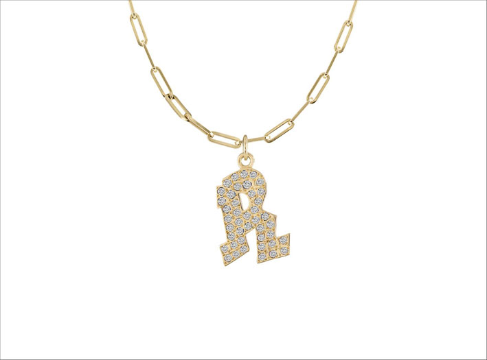 Collana in oro e diamanti con pendente lettera R