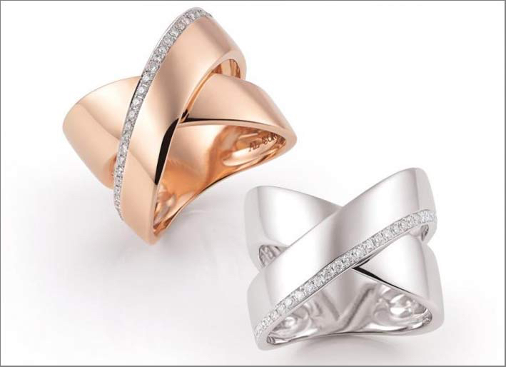 Nuovi anelli in oro e diamanti della linea Serenata