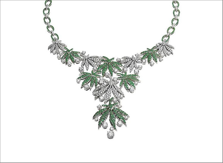 Who smokes high jewelry - Gioiellis