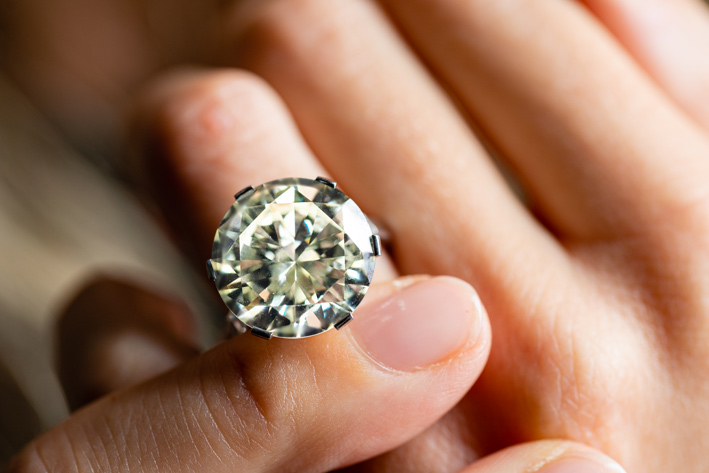 Anello con diamante di 13,70 carati di Bulgari