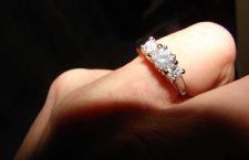 Anello di fidanzamento trilogy