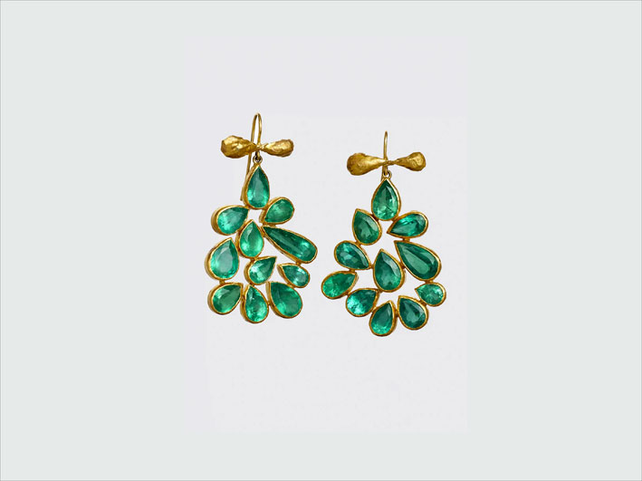 Orecchini con smeraldi colombiani su oro 22 e 18 carati