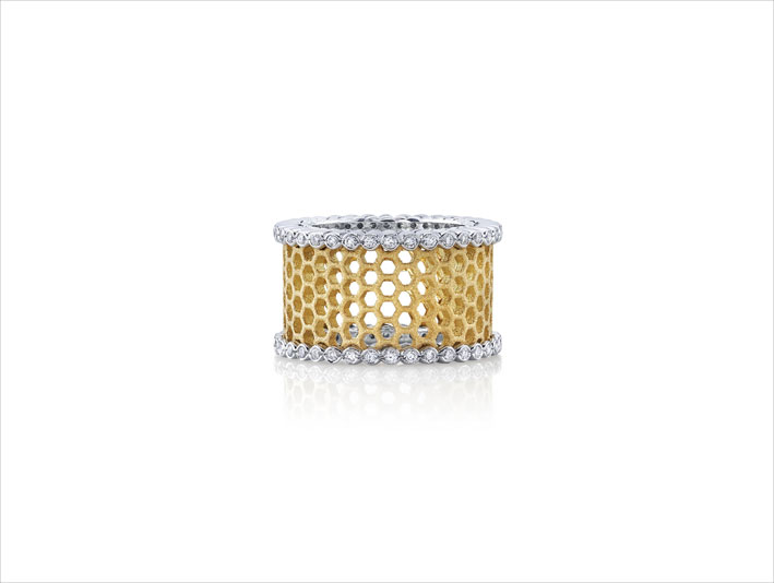 Anello Honeycomb in oro 18 carati e diamanti