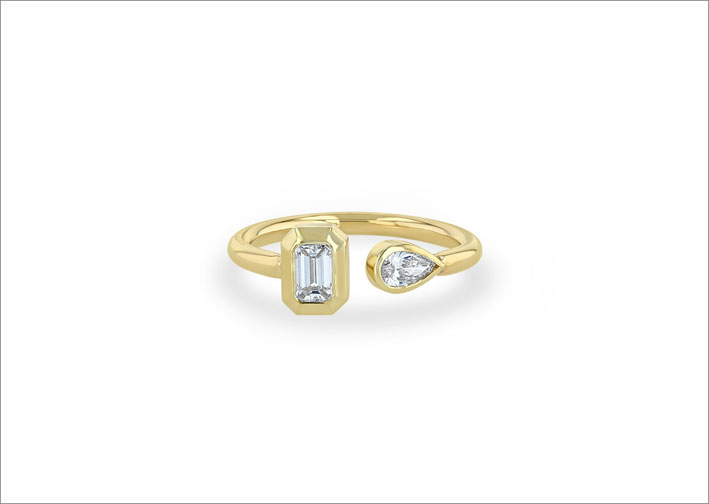 Anello in oro 14 carati con diamanti taglio pera e smeraldo