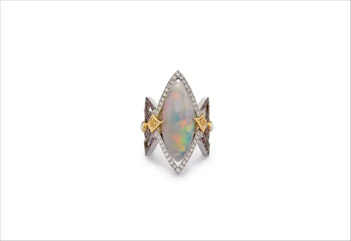 Anello Opal Princess in oro 18 carati, in oro bianco, giallo e bianco, opale, ametista, diamanti, zaffiri