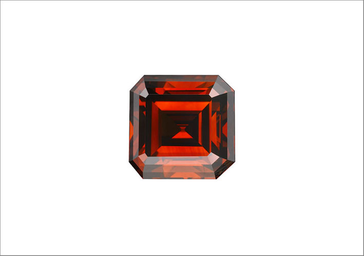 Il diamante rosso Kazanjian