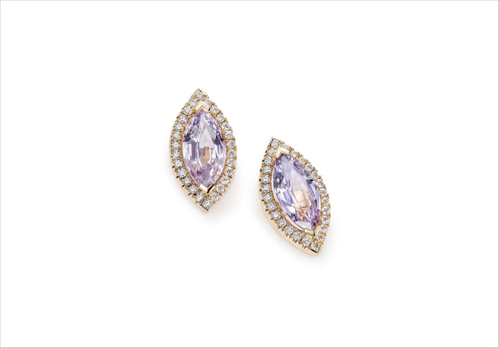 Orecchini con zaffiri purple e diamanti