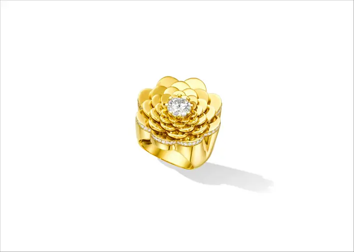 Anello Petals in oro 18 carati e diamante taglio brillante, impeccabile certificato Gia