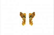 Orecchini in oro 18 carati, smeraldi, peridoto e diamanti fancy