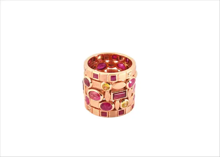 Anello multibanda in oro rosa con rubini e zaffiri 