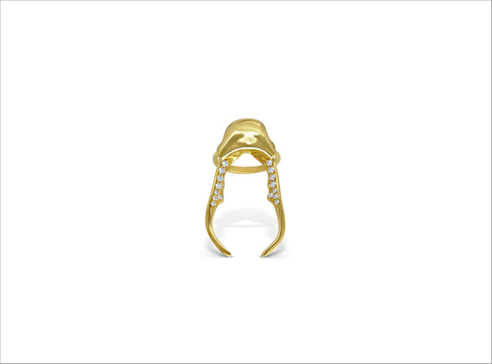 Stag Beetle ring, in oro e diamanti