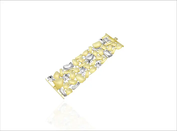 Bracciale in oro giallo e bianco con diamanti della collezione Via Emilia