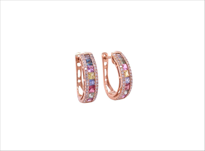 Orecchini in oro rosa 18 carati, diamanti e pietre di colore