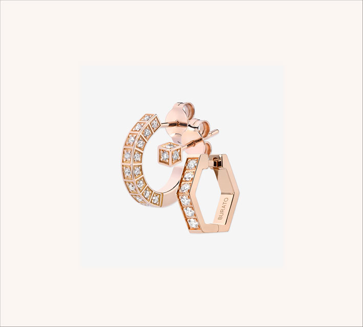 Mono orecchini in oro rosa e diamanti